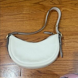 Coach half moon